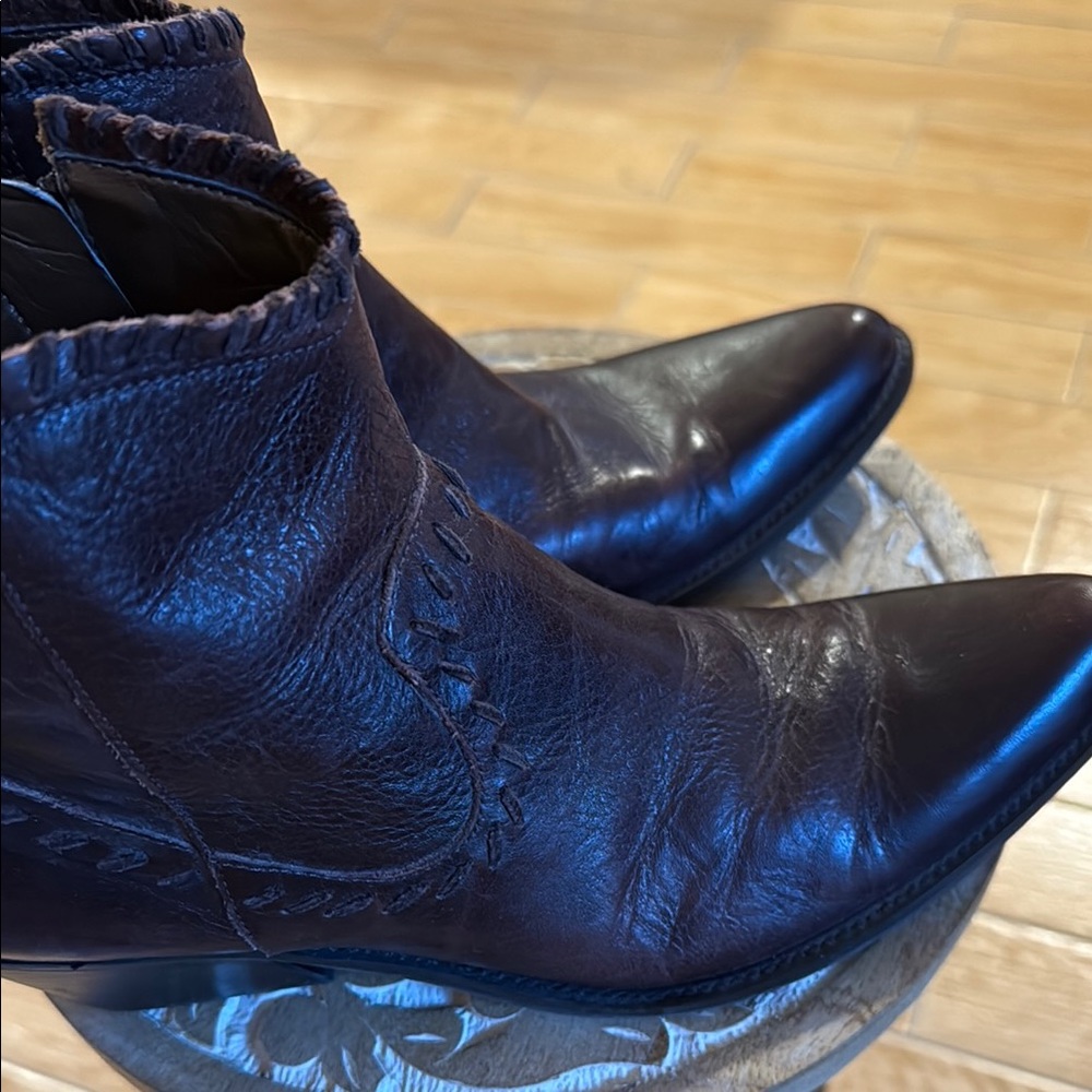 Gianni Bini Dark Brown Western Boots